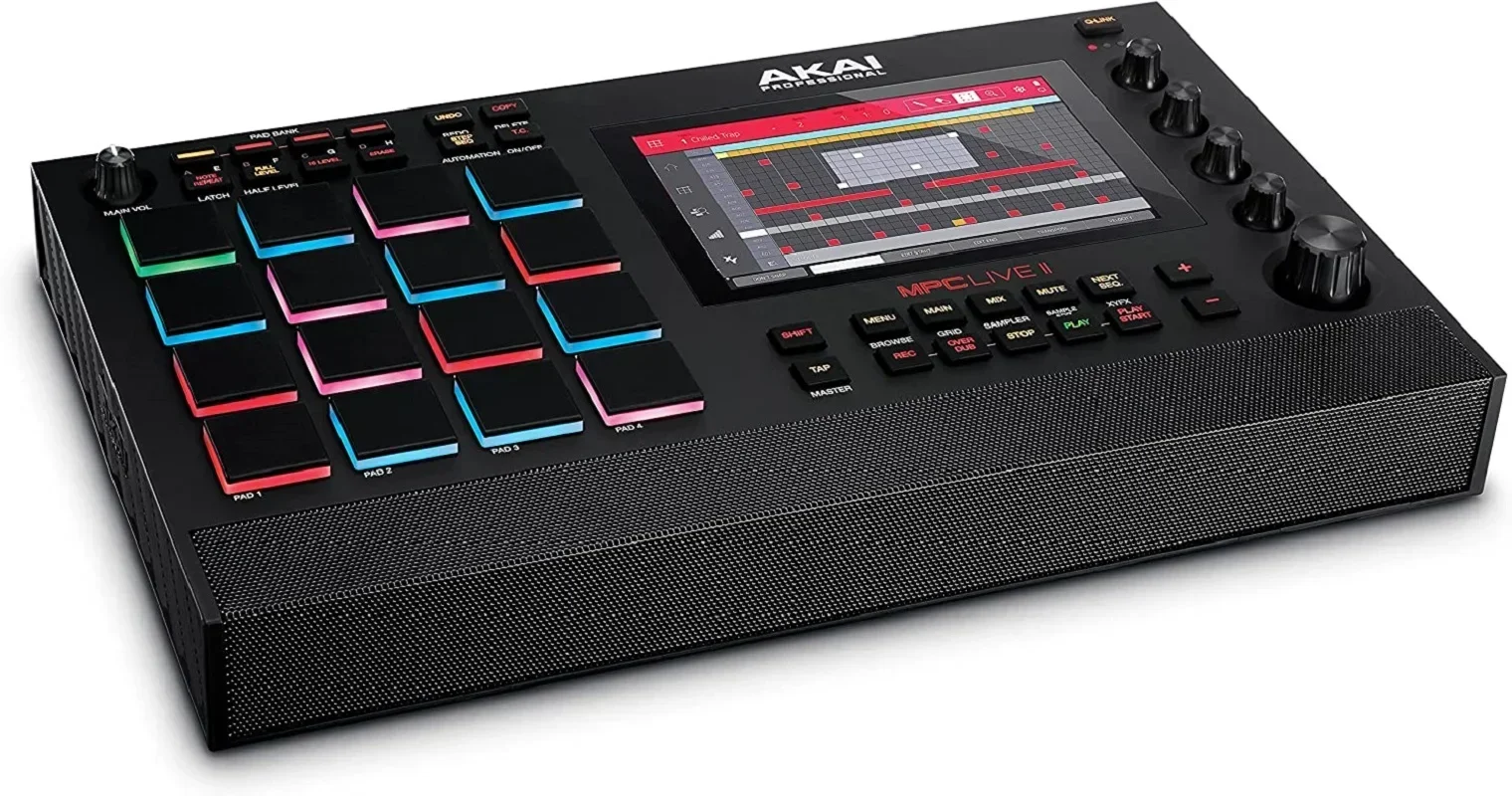 Летняя скидка 50% AKAI Professional MPC Live II — профессиональная драм-машина с батарейным
