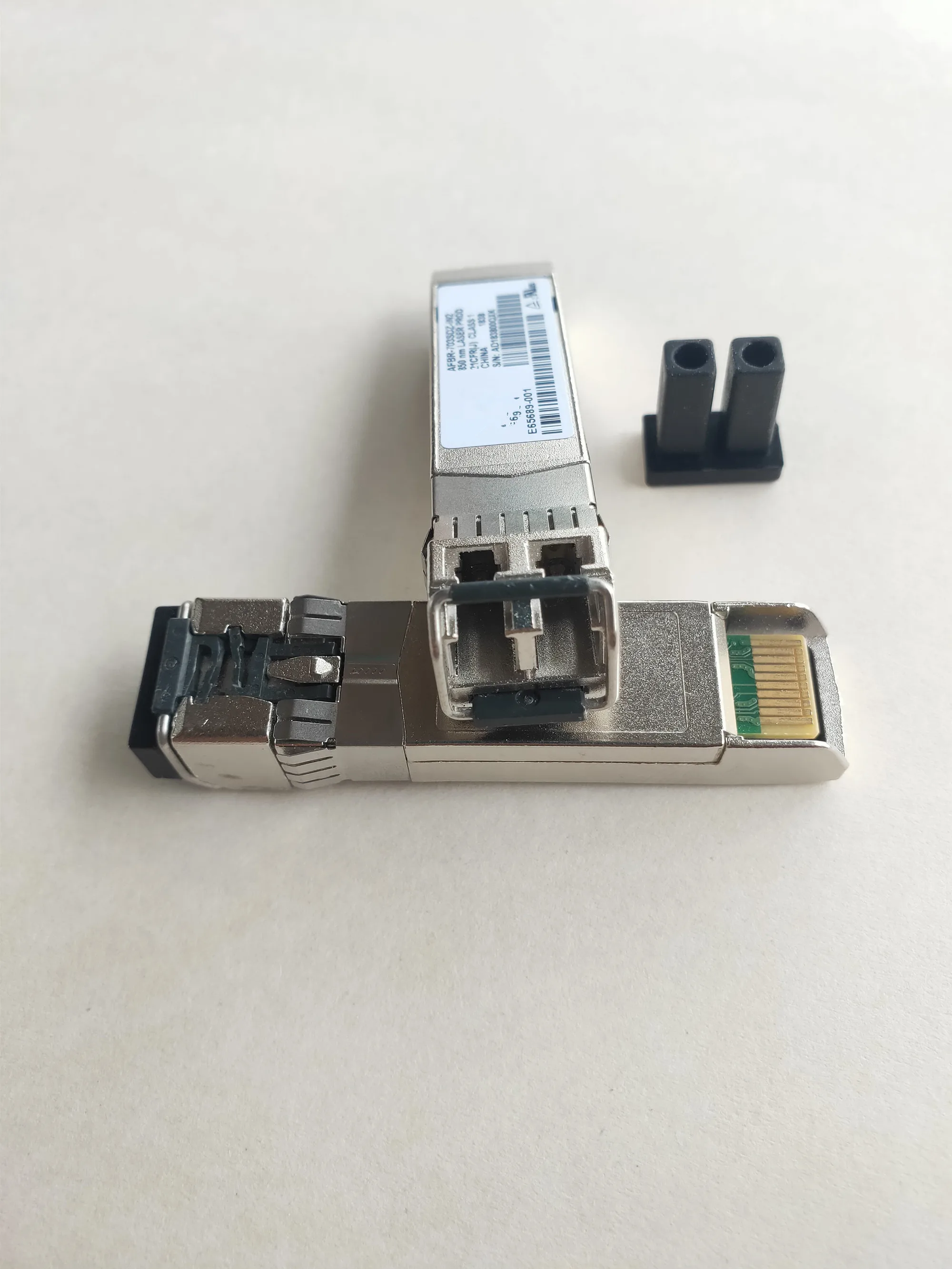 AFBR-703SDZ-IN2/E65689-001/i-ntel 10g Fiber optical/X520 X710 switches Network fiber module/inte-l 10g fibre channel module