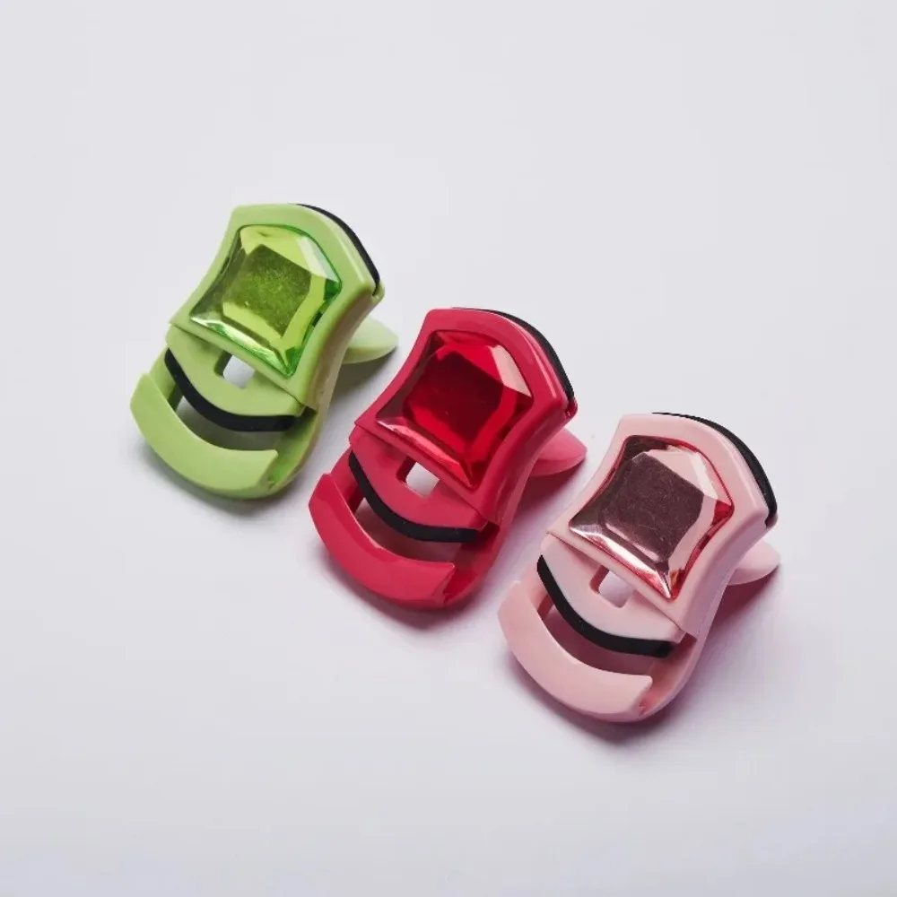 

1Pc Mini Portable Eyelash Curler Plastic Eyelash Curler False Eyelashes Auxiliary Eyelash Curling Clip Beauty Makeup Tools