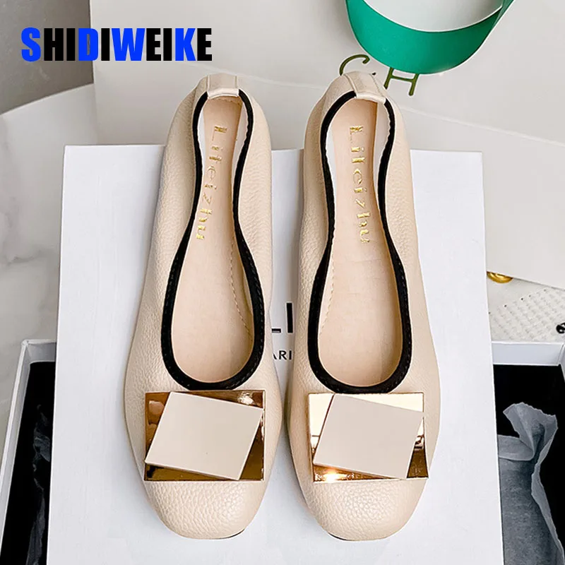 

SDWK/Дизайнерская кожаная обувь на плоской подошве с пряжкой; Удобная женская обувь для беременных; Женские бежевые лоферы; Мокасины; Размера плюс 42, 43; AD4155