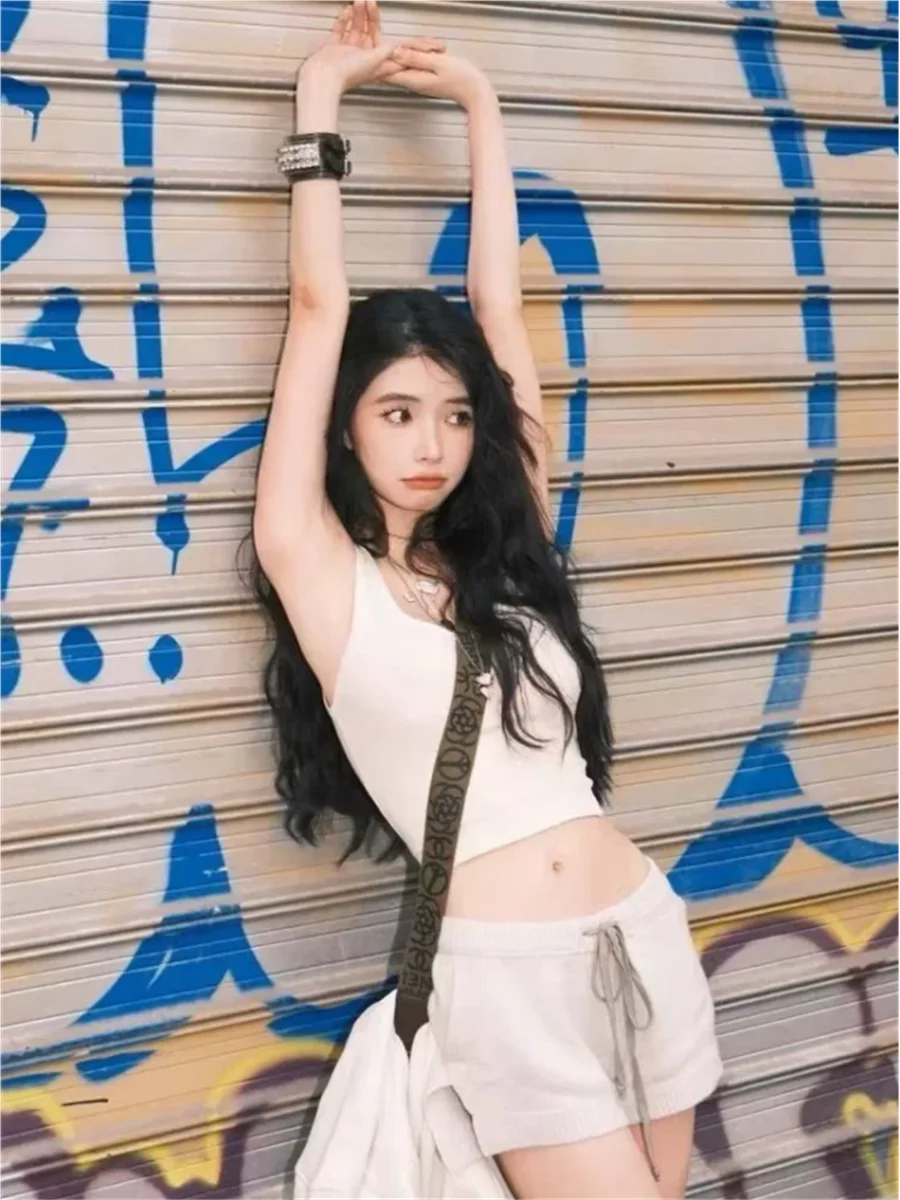 Шорты женские повседневные однотонные трикотажный свитер с завязкой на талии