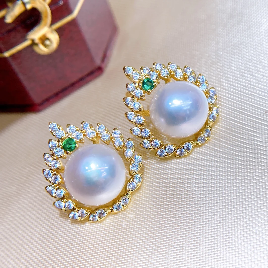 

Женские серьги-гвоздики с натуральным пресноводным жемчугом