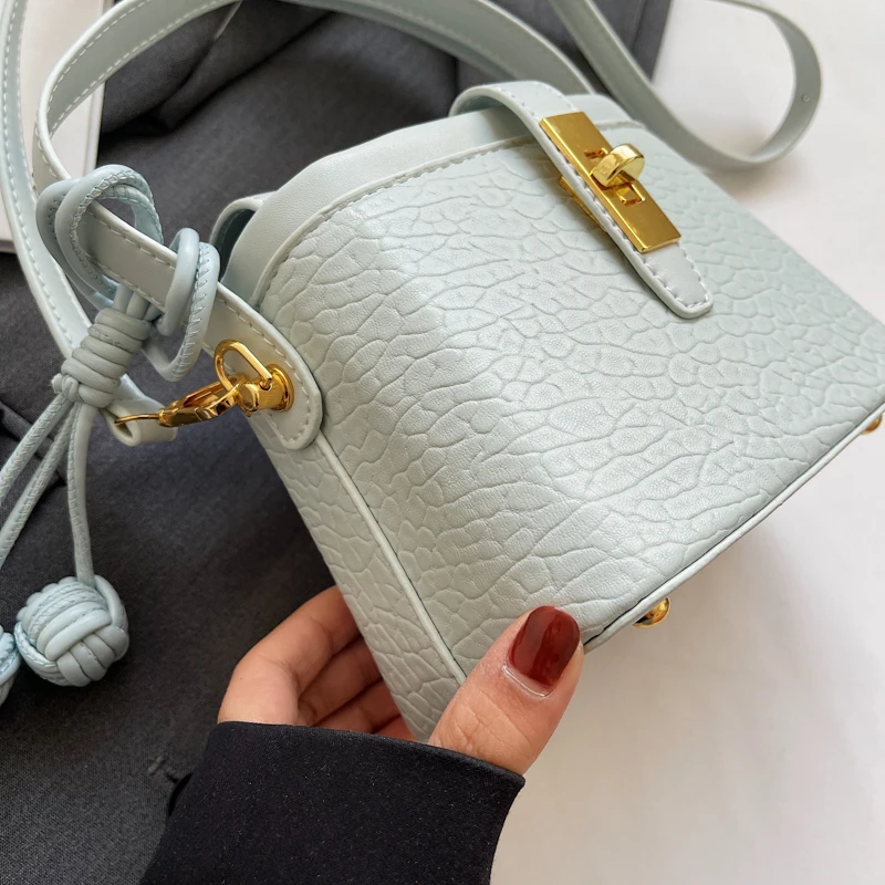 Temperament Bucket Bag Quality leather Women's Hot Sale In Summer Style Textured Shoulder Messenger Bag Simple Fashion Handbag