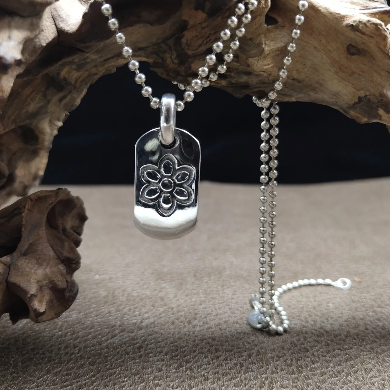 Корейская версия военная подвеска в виде цветка вишни из чистого серебра S925