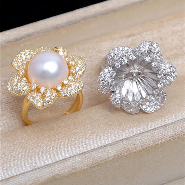 

Регулируемое серебряное кольцо на палец в виде цветка