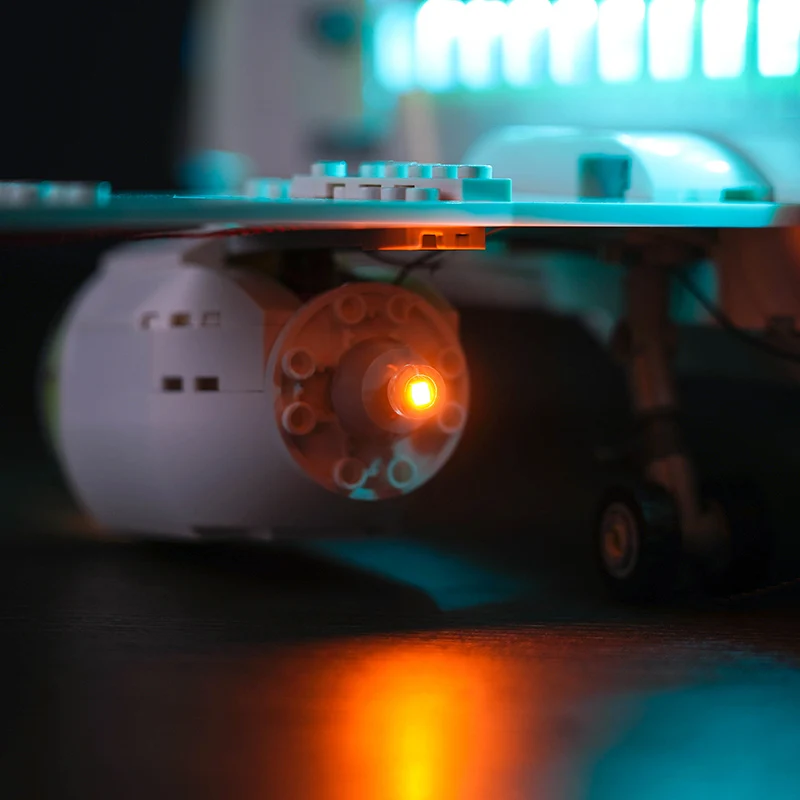 Набор светодиодных фонарей Lazishi 60367 подходящий для строительных блоков