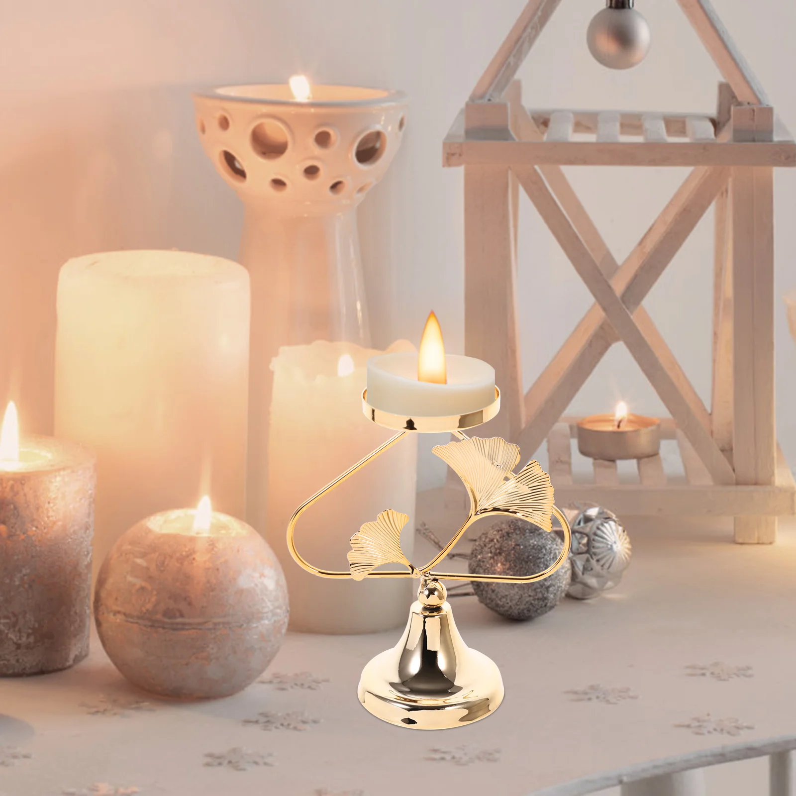 

Wedding Delicate Holder Table Centerpiece Metal Candlestick Holders Desktop Holder Metal Candlestick