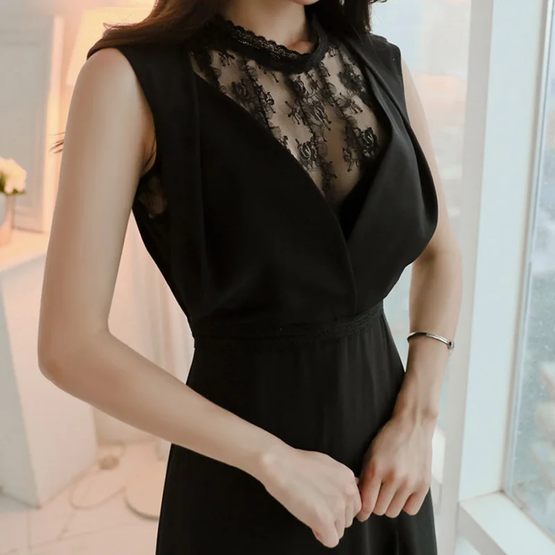 Женское винтажное платье без рукавов черное в стиле бохо с вышивкой кружевной