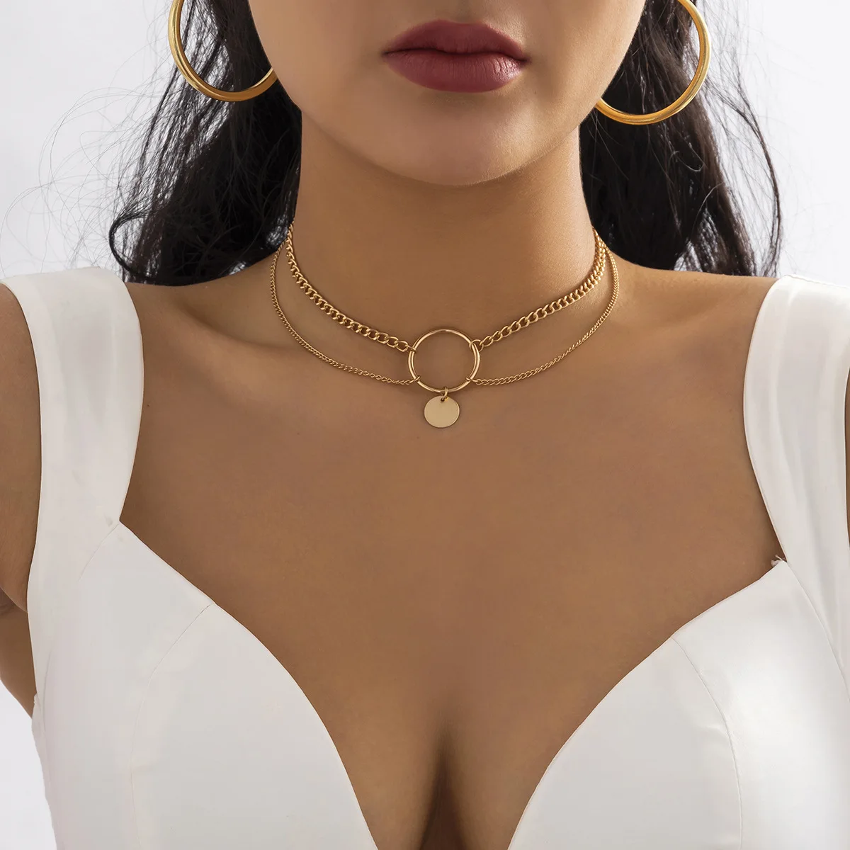 

Boho Style 2 Tier Necklace Ladies Simple Style Short Necklace Hip Hop Round Geometric Sequin Pendant Clavicle Chain