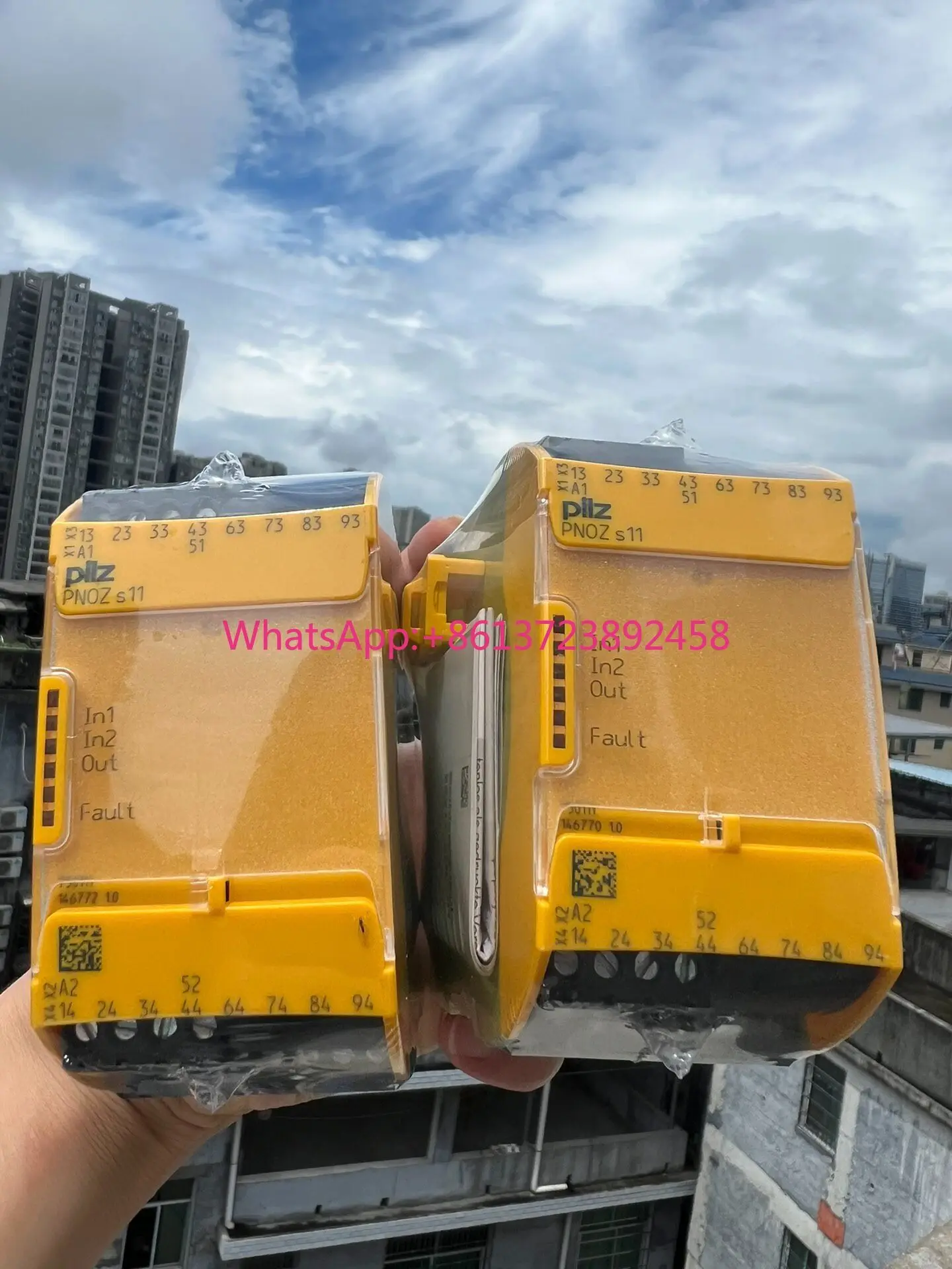 Фото Реле безопасности Pilz S11 750111 в наличии №1