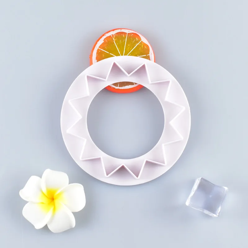 

Cake Mold Easter Egg 3d Fondant Cake Decorating Tools DIY Plastic Chocolate Mold Cookie Candy Molds Cake Baking Pastry Tool