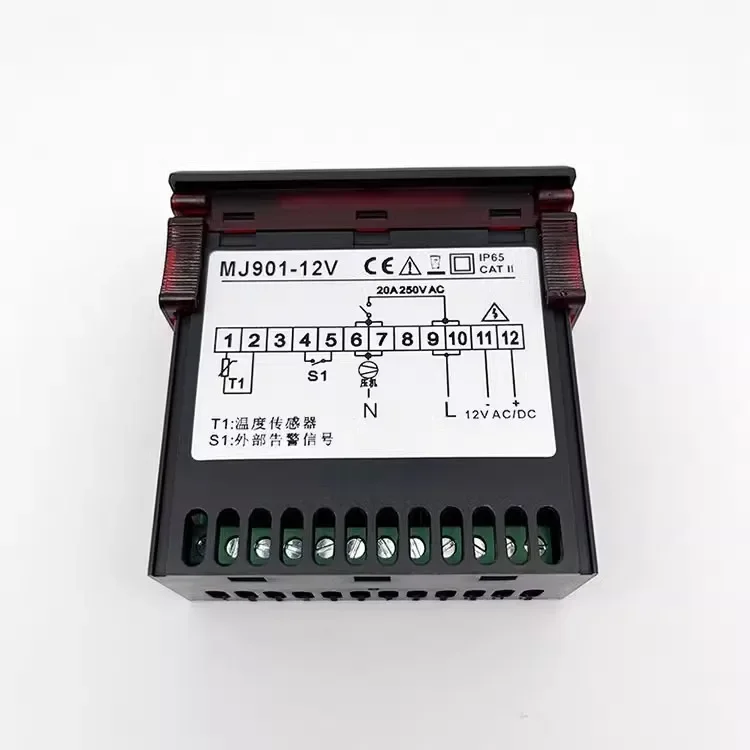 Обновите регуляторы температуры охлаждения IC901 и IC902 на ICPLUS902.