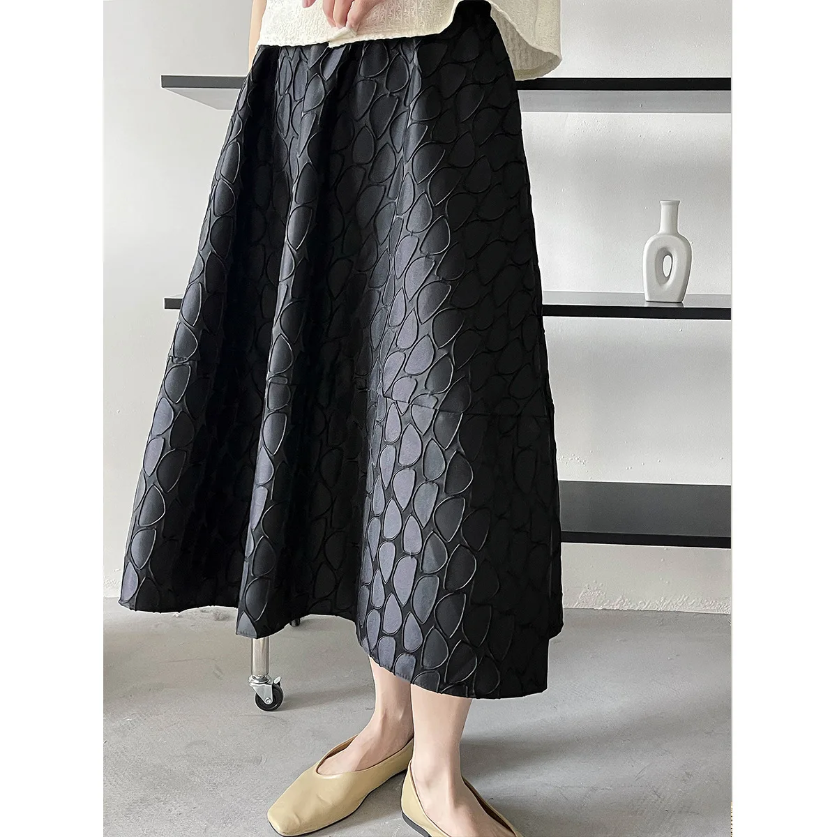 

SuperAen 2022 Spring/Summer Heavy Industry Stereo Texture Retro High Waist Black A-line Skirts