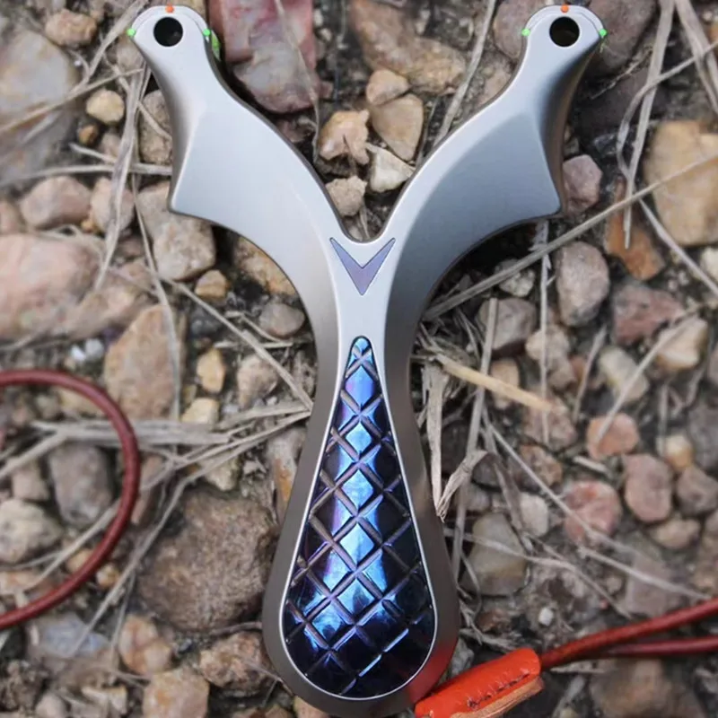 

New Titanium Alloy Flat Leather Slingshot Cnc Tc21 Wire Cutting Precision Sling Slingshot Outdoor Hunting Shot Catapult Toy