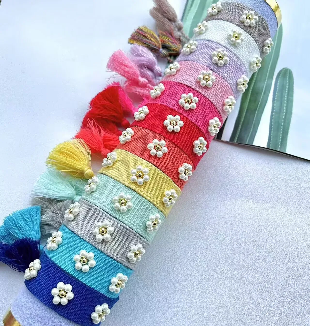 

6Pcs New Design Colorful Knitted Fabric Weave Flower With Pearl Shell Bead Bracelet Handmade Charm Dainty Bracelet For Girl Gift