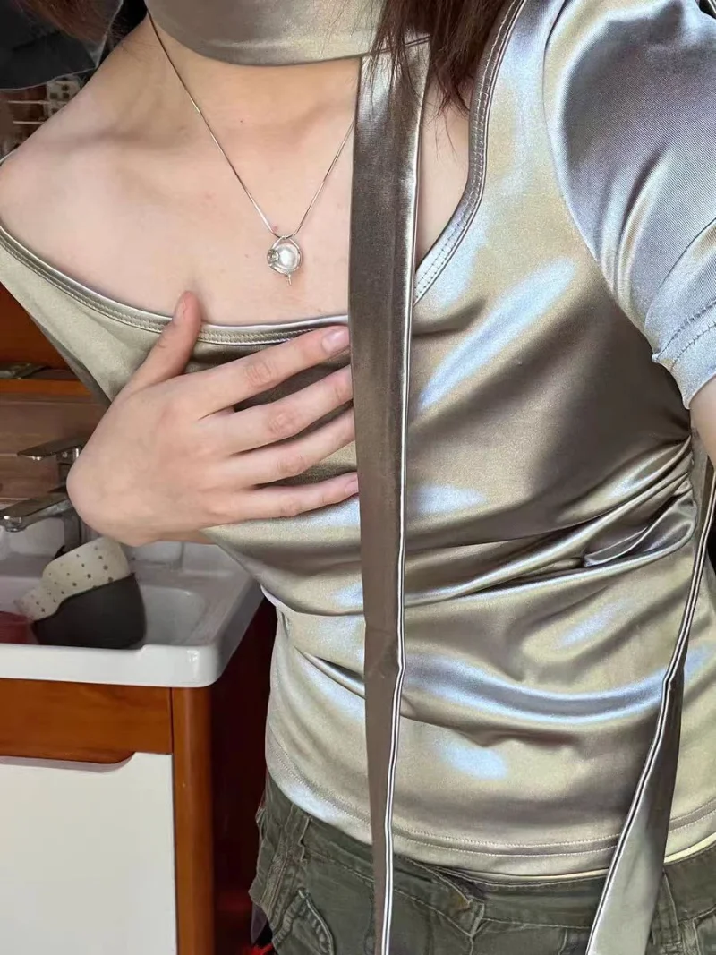 

Серебристые футболки с круглым вырезом и коротким рукавом в стиле Харадзюку Kpop Y2K летние футболки женские с открытыми плечами в стиле Хай-стрит корейские эстетические футболки в стиле панк