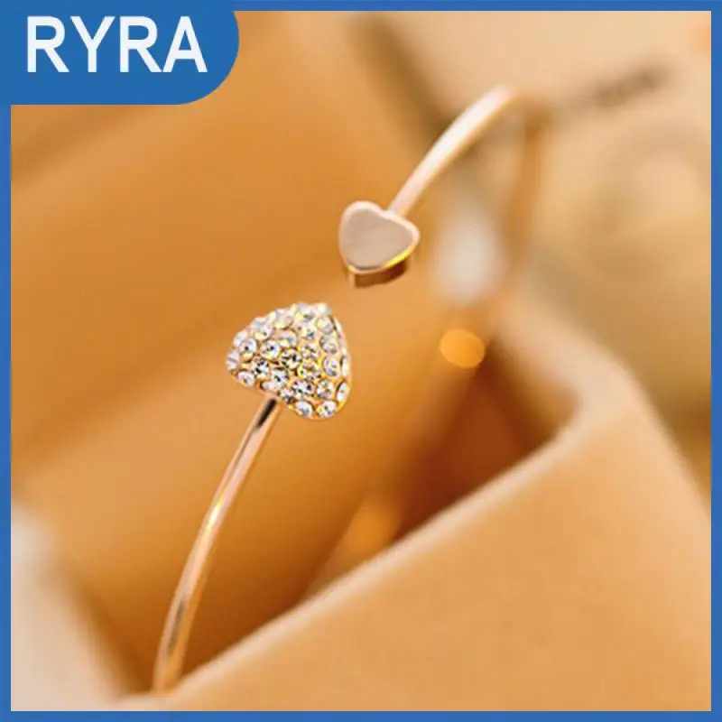 

Fashion Silver/Rose Gold Rhinestone Heart-shaped Peach Bracelet Open Gold-plated Love Bracelet Women Jewelry Bracelet Bangles Gi