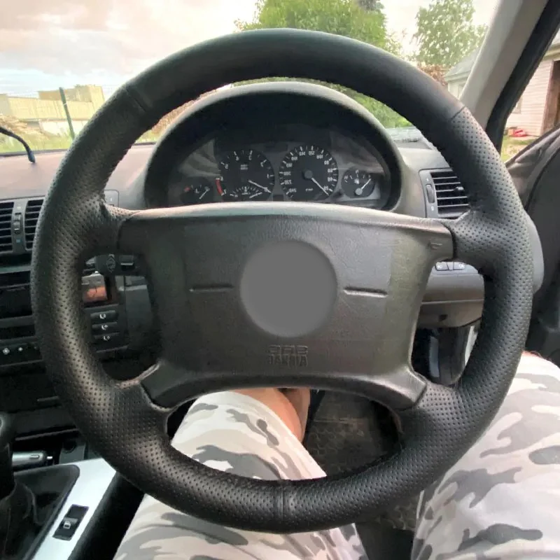 

Чехол рулевого колеса автомобиля для BMW 3 серии E36 E46 E39 X3 E83 5 серии X5 E53, черная перфорированная кожа с иглами и нитями