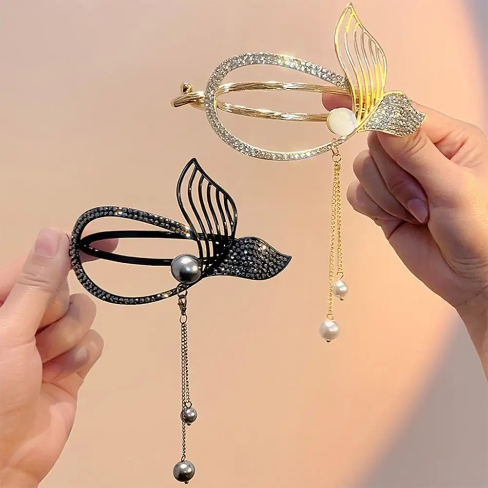 

Classic Women Hairpin Tight Headwear Shining Rhinestone Twist Hair Barrette Headgear Hair Clip Hair Accessories