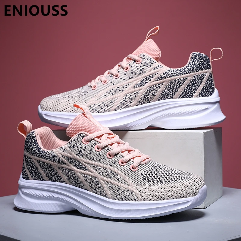 Женские кроссовки на плоской подошве Размеры 35-41 |