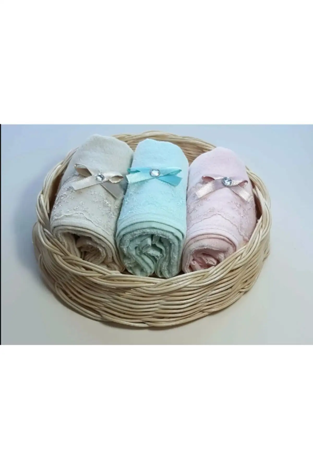 

Бамбуковая корзина из натурального ротанга ручной работы