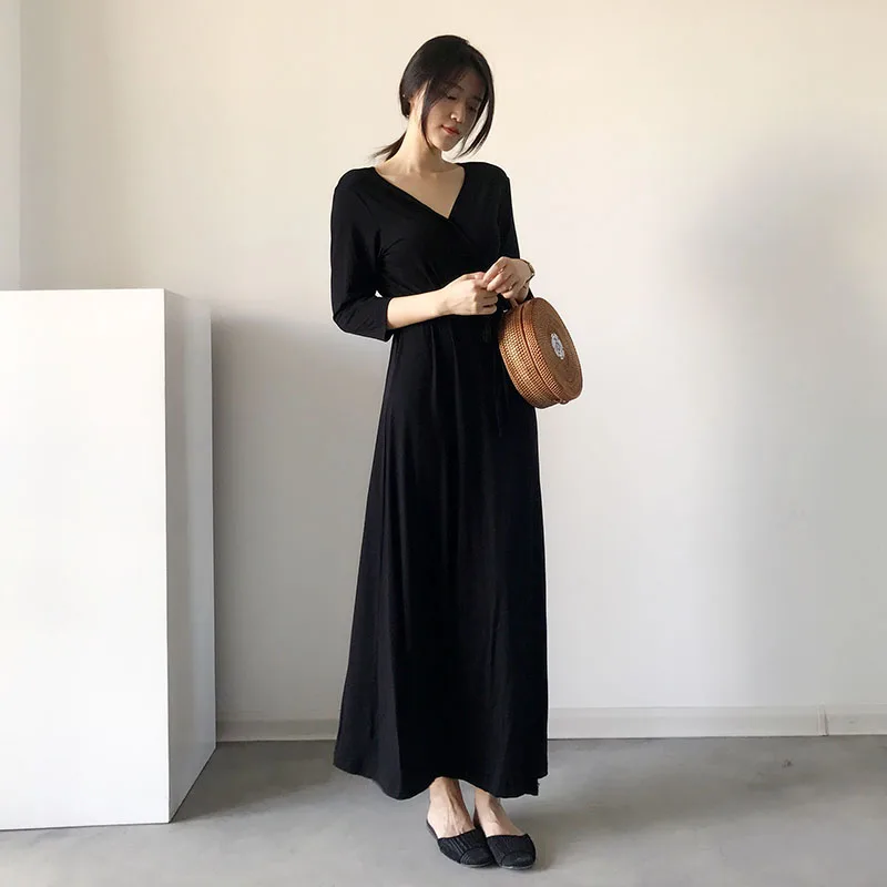 Платье женское длинное из модала с V-образным вырезом рукавом 3/4 и драпировкой