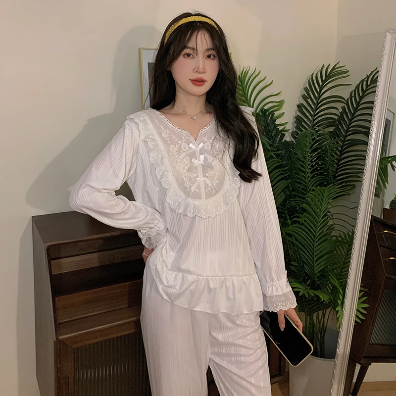 

2023 New Summer Women's Pajama Set Cotton Crepe Long Sleeve Shorts Two Piece Set Ladies Solid Color Relaxed Homewear