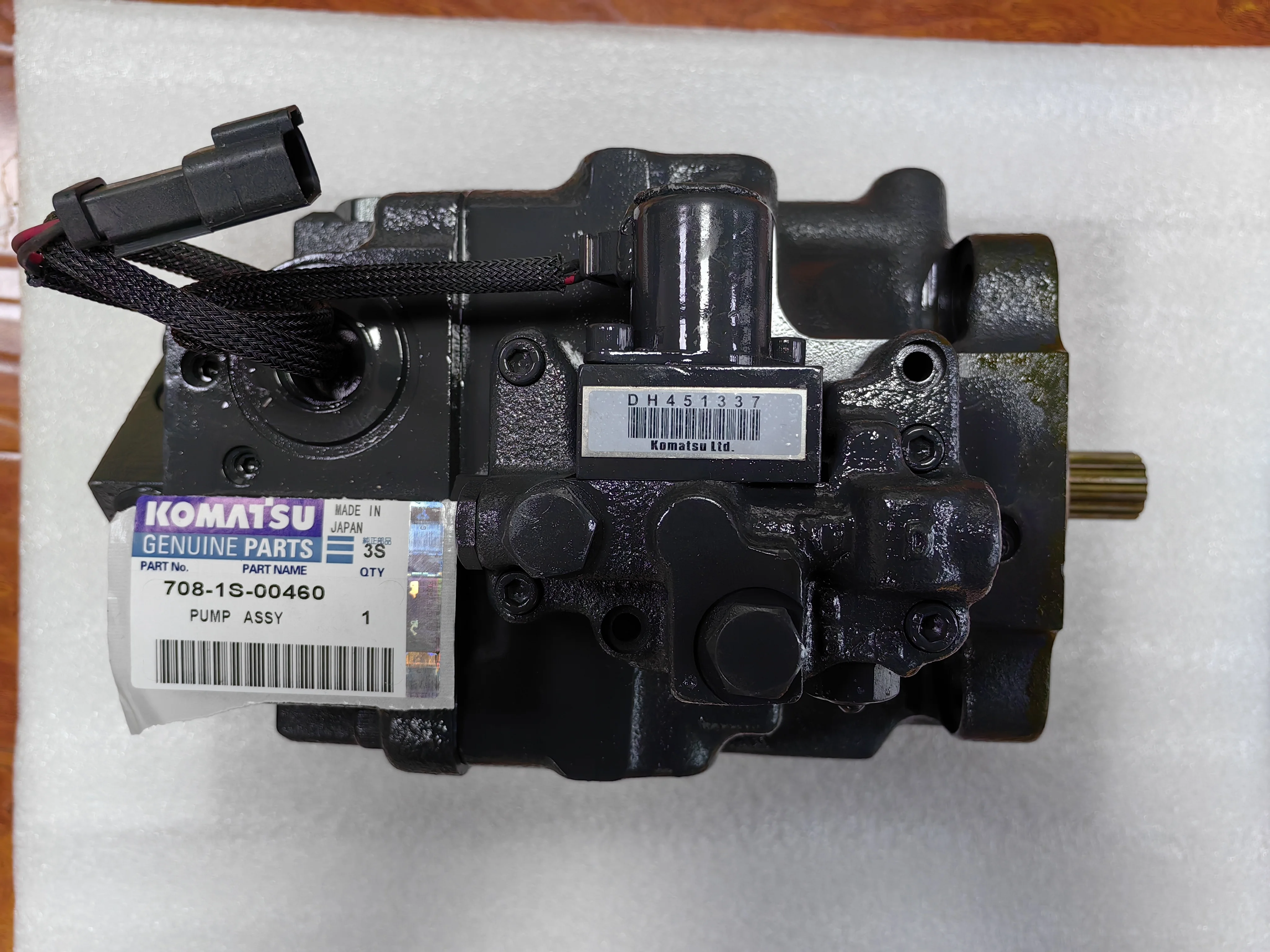 708-1w-11524 708-1w-41630 708-1u-41522 wb97 wb93 WB98 WB91 основной гидравлический насос 708-1W-01812