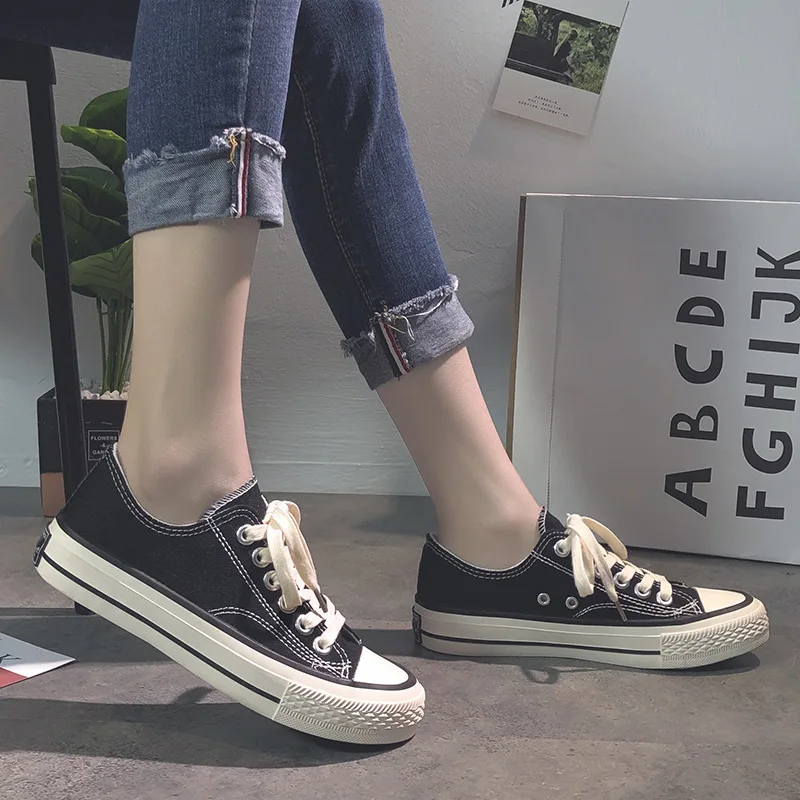 2023 Summer Canvas Shoes Women Fashion Low Top Casual Shoes Antiskid Running Sneakers Retro Low Top Vulcanized Shoes for Women