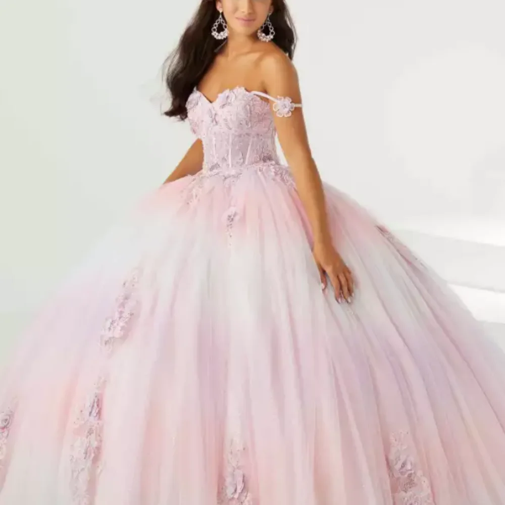 

Бальное платье розового цвета с сердечком, платья для Quinceanera 2023, платья для 15-15 лет, 3D Цветочная аппликация, тюль, принцесса, день рождения, из...
