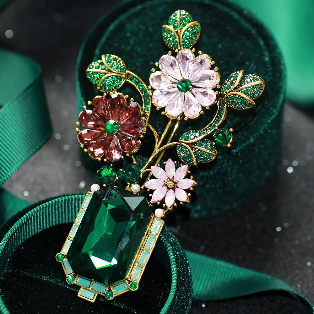 

Fashion Elegant Women Vase Crystal Vintage Brooches Pins Exquisite Flower Retro Design Badges Corsage For Lady Party Wedding Pin