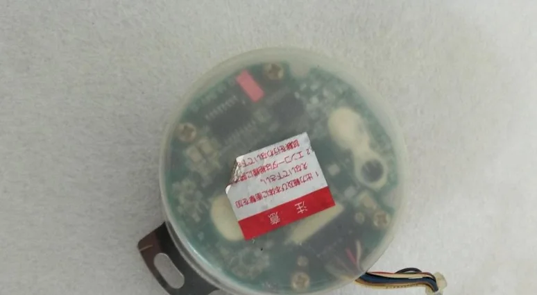 

Кодировщик F682000DGV, использованный, 85% новый внешний вид, 3 месяца гарантии, быстрая доставка