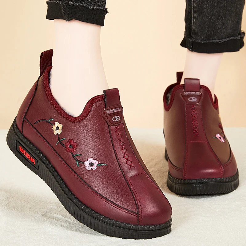 

Зимние женские ботинки, теплая Повседневная обувь на меху, Женская Нескользящая плюшевая обувь, модные ботинки на щиколотке, водонепроница...