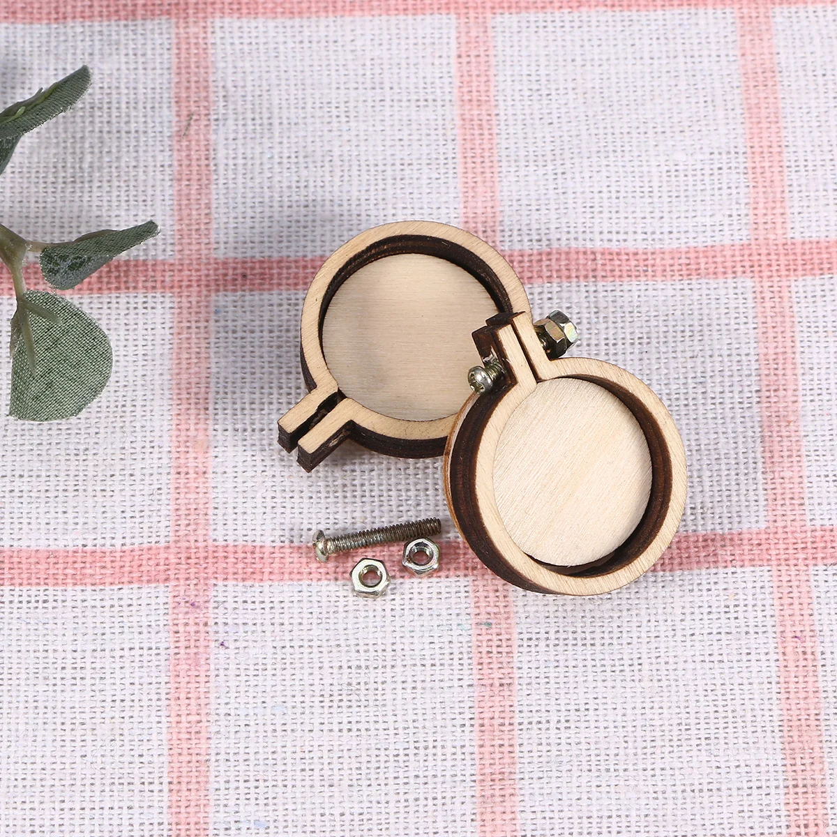 

Embroidery Frame Hoops Wooden Cross Mini Hoop Ring Pendant Diy Buttons Wood Circle Craft Ornament Sewing Drop Hanging Button