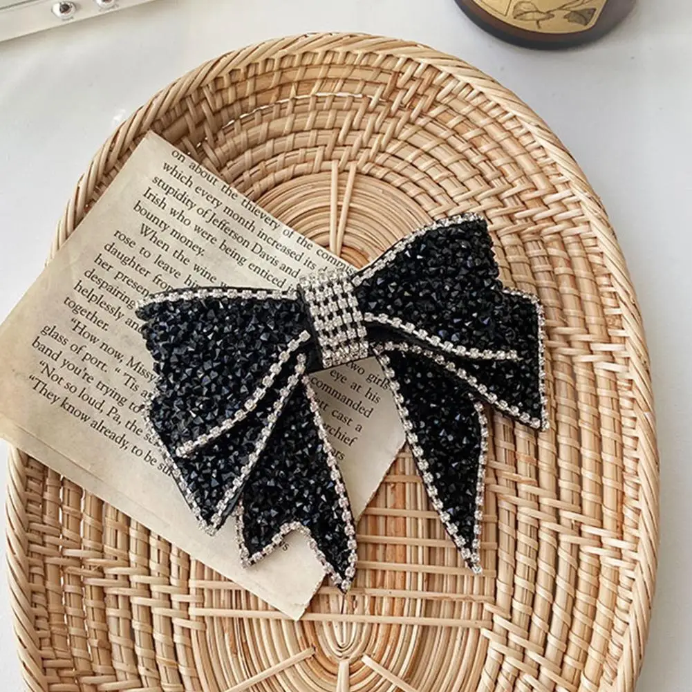 

Crystal Pearl Big Bow Hair Clips For Women Fashion Temperament Flower Hair Accessories Hairpins Bows Flower Hairgirps Barrette