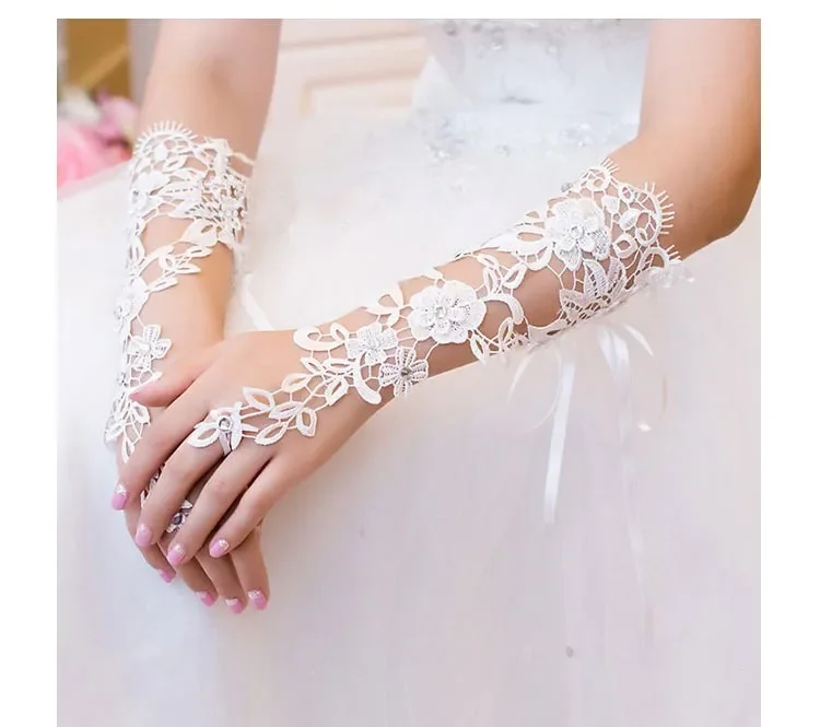 

Hot Sale Fingerless Bride Gloves Lace Appliques Beaded Cheap Guanti donna Wedding Long Tulle Gloves Women