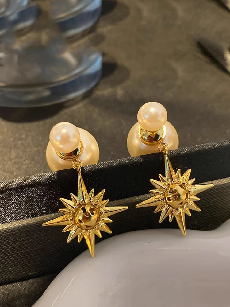 

Europe and the United States fashion with simple pearl sun shine temperament earrings