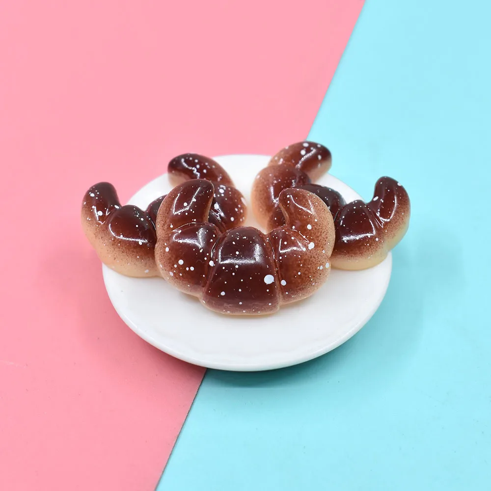 8 шт. миниатюрные пластиковые игрушки в виде хлеба