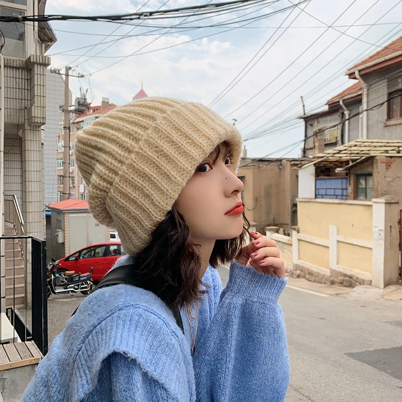 

2022 Women Hat Knitted Winter Warm Cap Female Hip Hop Solid Color Cotton Knitting Muts Curled Coarse Wool Multicolor Big hat