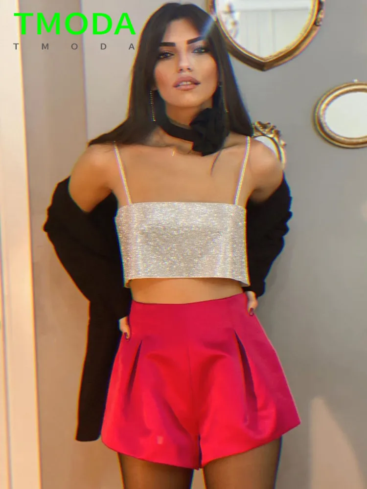 Шорты-бермуды женские атласные плиссированные с завышенной талией и молнией