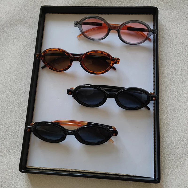 Женские солнцезащитные очки UV400 4 шт цвета в ассортименте