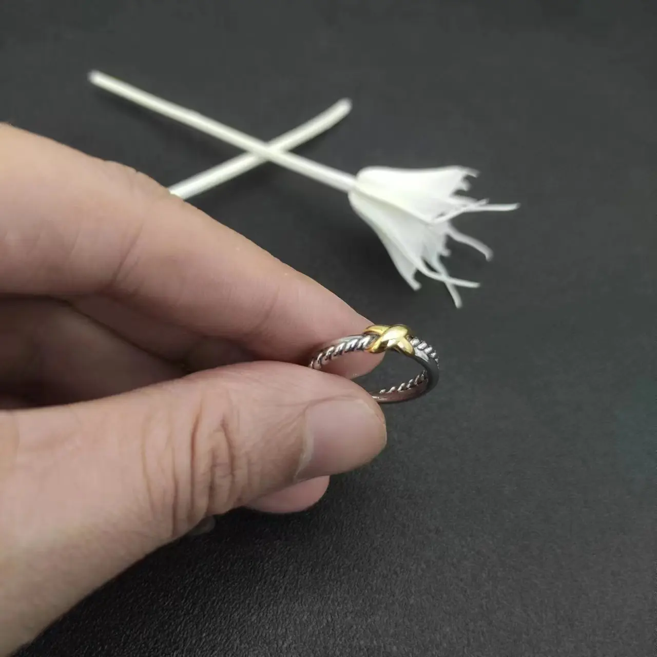 

X for Women 1:1 High Quality Station Cable Cross Collection Vintage Ethnic Loop Hoop Pendant Punk Jewelry Band Ring