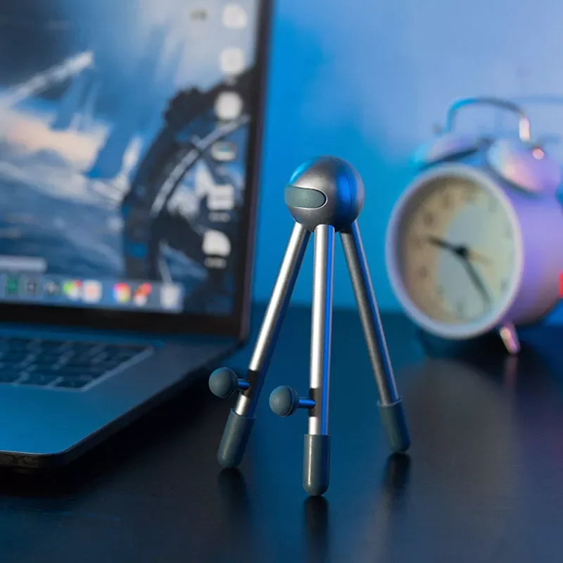 

NEW2023 Spaceman Mini Alloy Tripod Adjustable Tripod Live Video Stand Desktop Tablet Stand