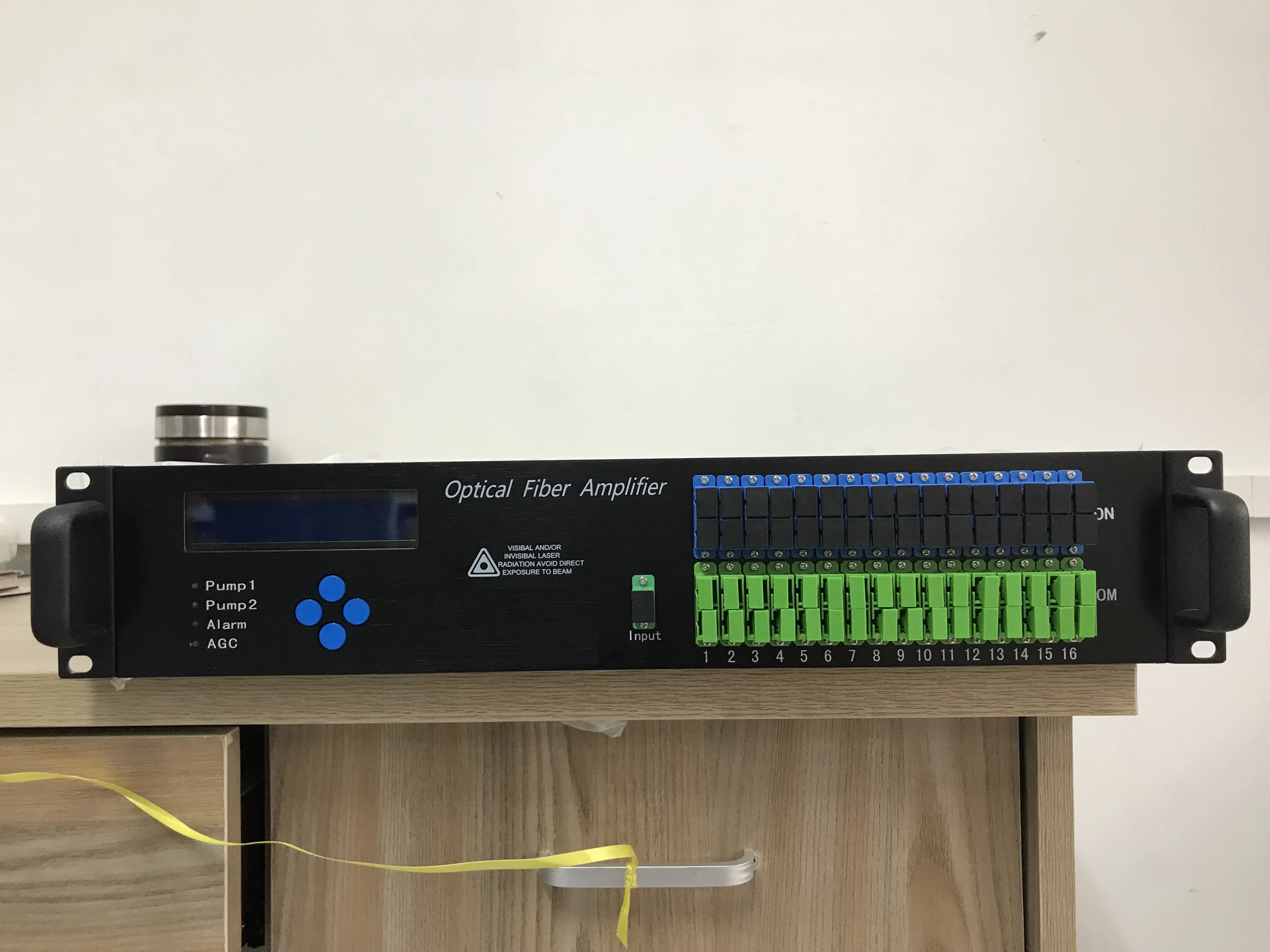 Заводская цена 2024 CATV 1550 нм EDFA 32 порта 22 дБм с усилителем WDM GPON OLT Networt PON amplifi catv