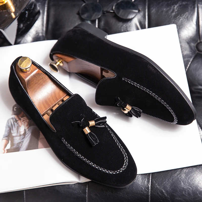 

Дизайнерские мужские кожаные повседневные туфли для мужчин, лоферы с кисточками, удобные черные, коричневые мужские туфли, Мокасины, новинка 2022