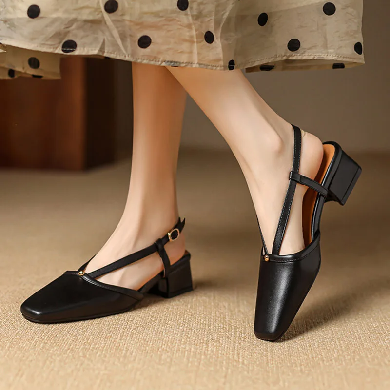 Женская обувь на низком каблуке квадратный носок