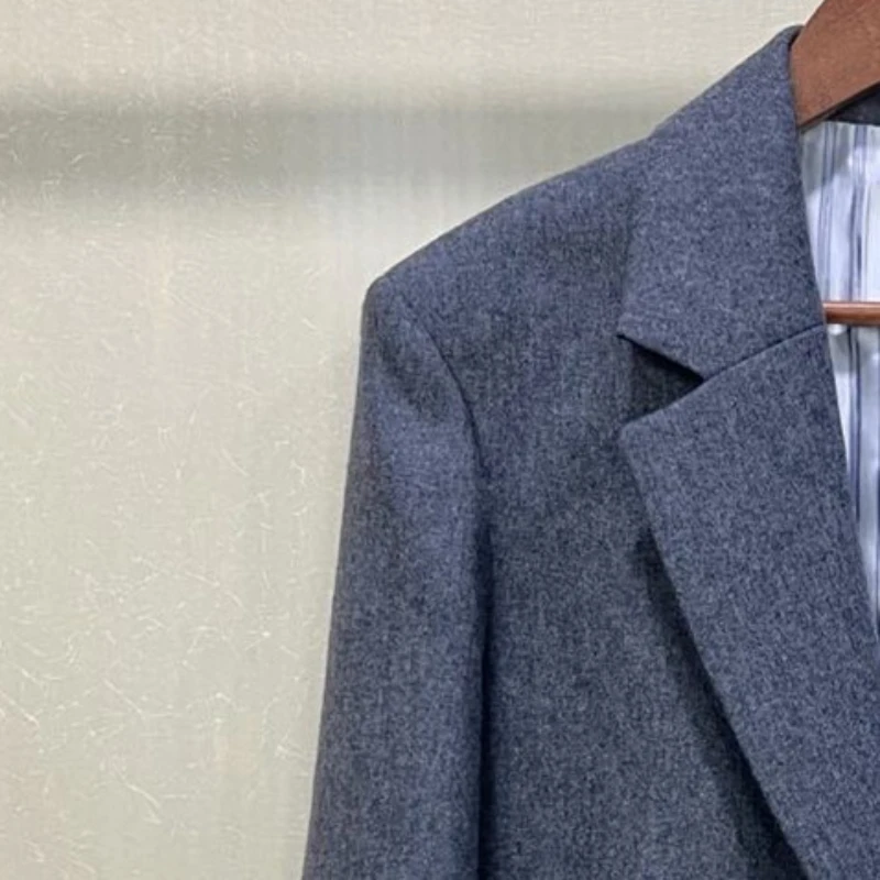 

Women's Gray Blazer Letter Badge Single Button Loose Long Sleeve Female Casual Suit Coat