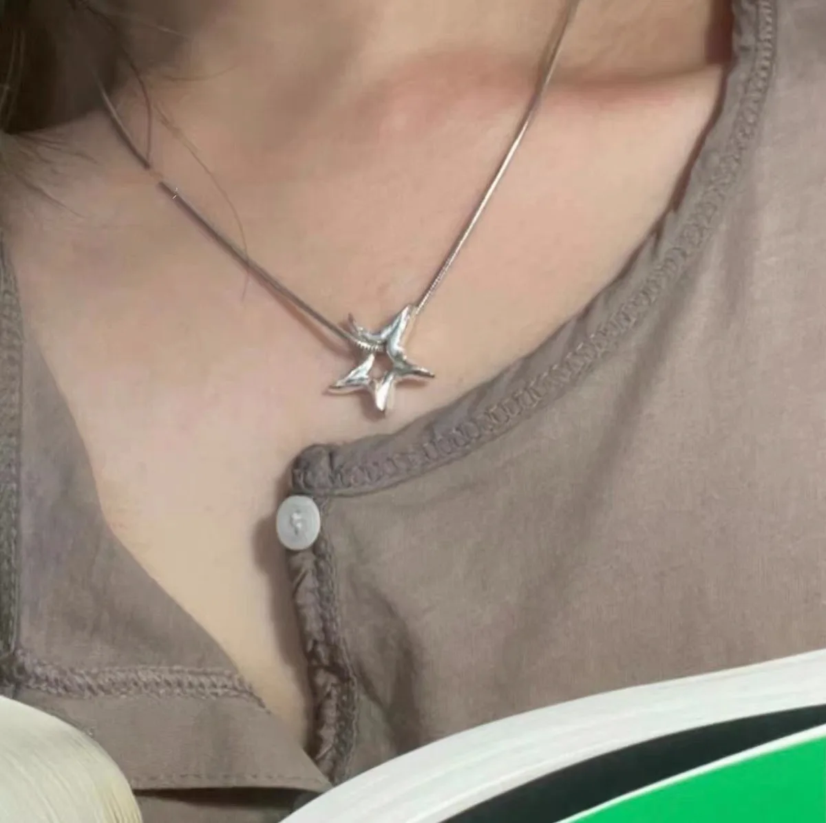 

New Korean Fashion Sweet Cool Hollow Star Pentagram Pendant Necklaces Hot Girls Y2k Choker Necklace for Women Party Club Jewelry