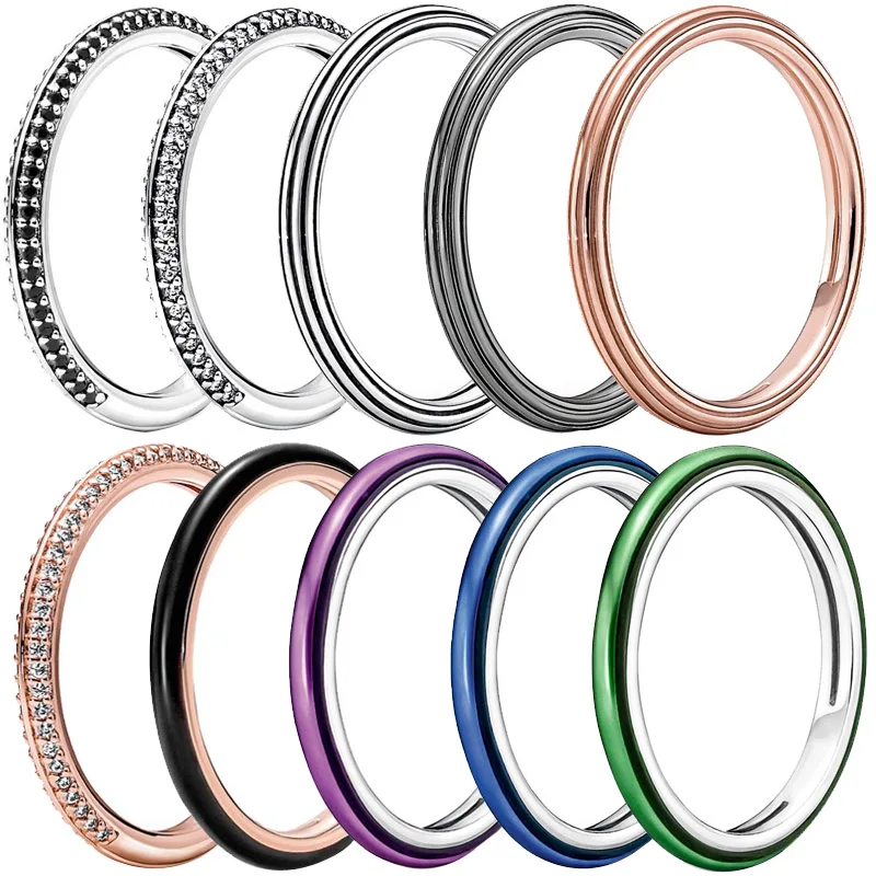 

Женское кольцо из серебра, с кристаллами