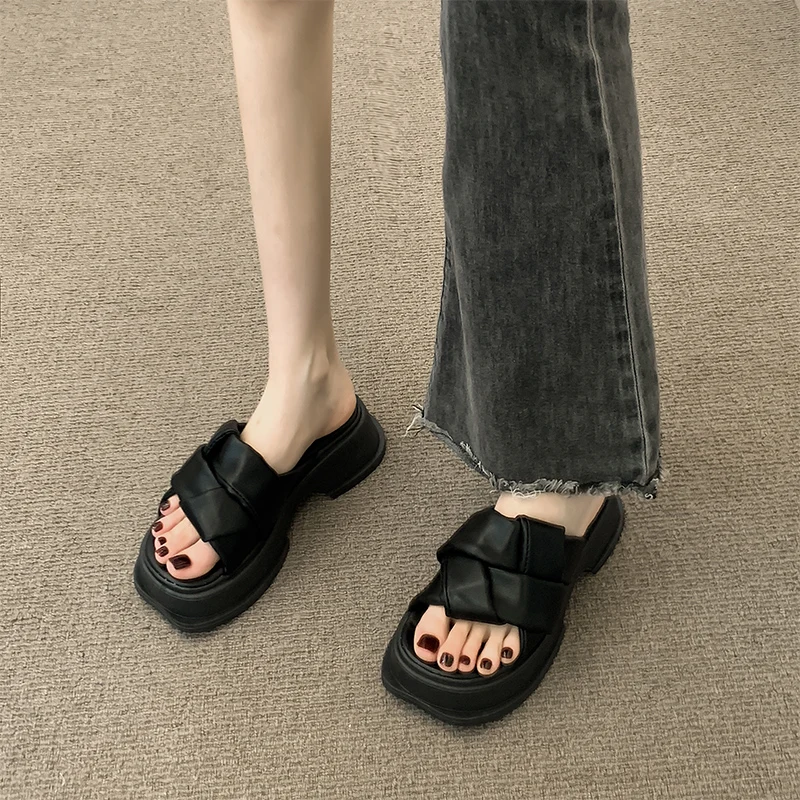 

Сланцы женские на платформе, домашние шлепанцы, квадратный каблук средней высоты, роскошная римская обувь из искусственной кожи, резина, Копытный носок, 2023